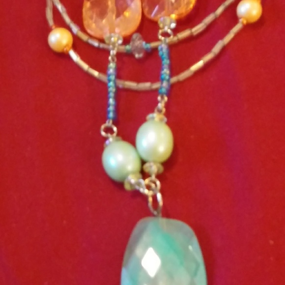 HAND CRAFTED NATURAL STONES NECKLACE & EARRINGS SET - Picture 6 of 8